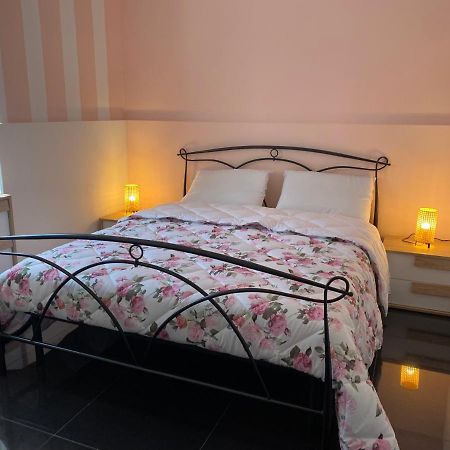Casa Pirandello 12 Apartment Catania Bagian luar foto